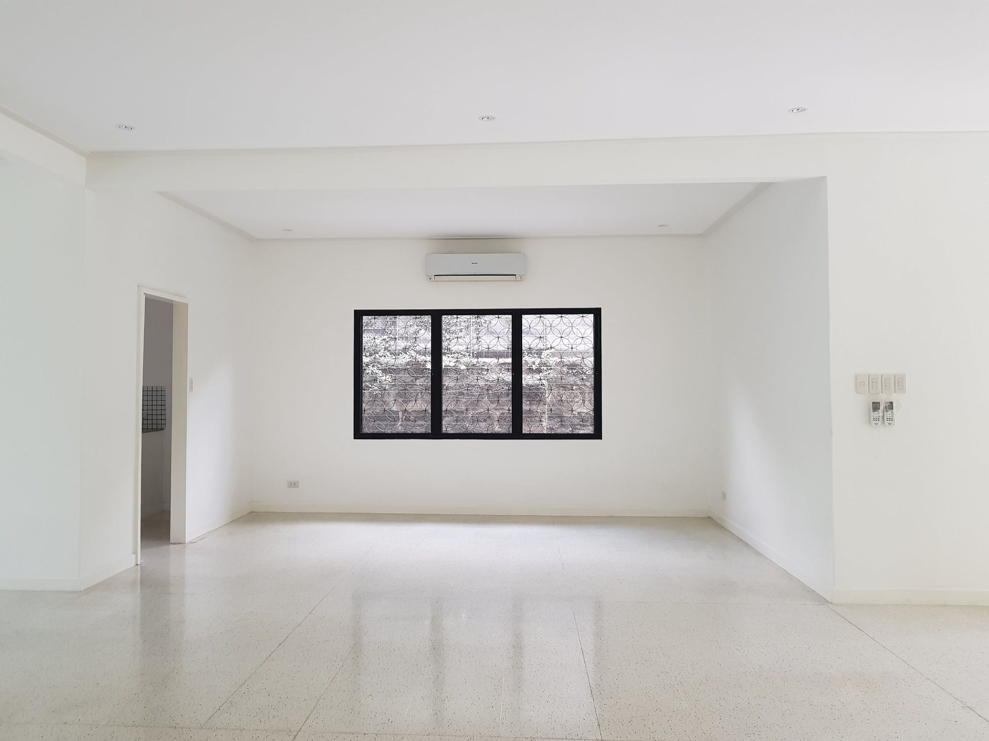 "4BR House for Rent in Bel-Air Village, Makati"04