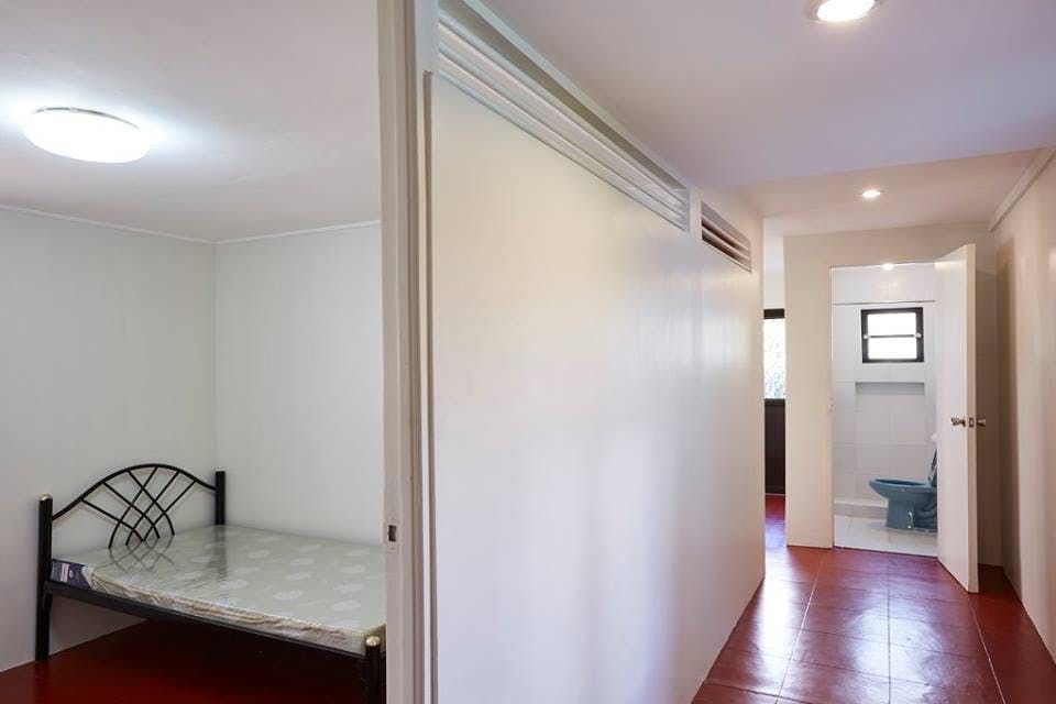 "3BR House for Rent in San Lorenzo Village, Makati"08