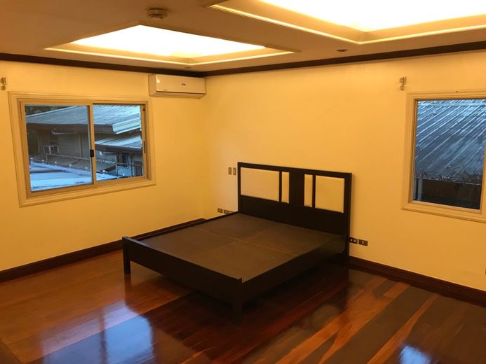 "4BR