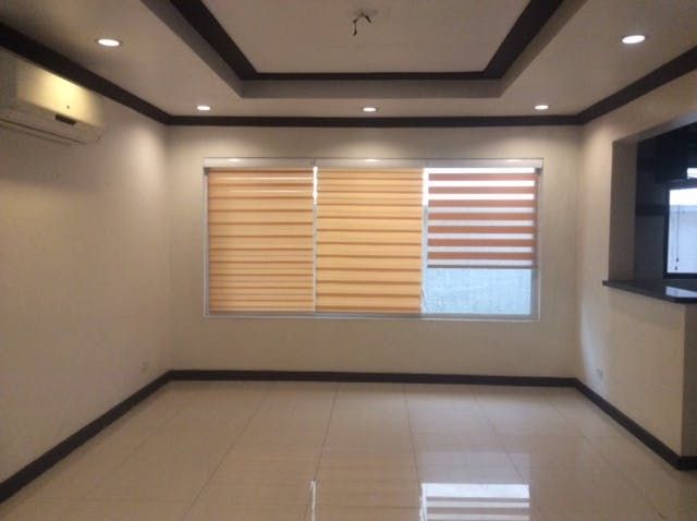 "5BR House for Rent in Acropolis, Quezon City"08