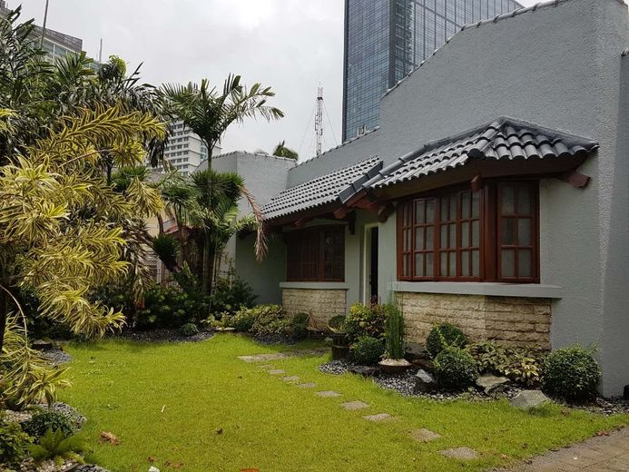 "3BR Townhouse for Rent in San Lorenzo Village, Makati"01
