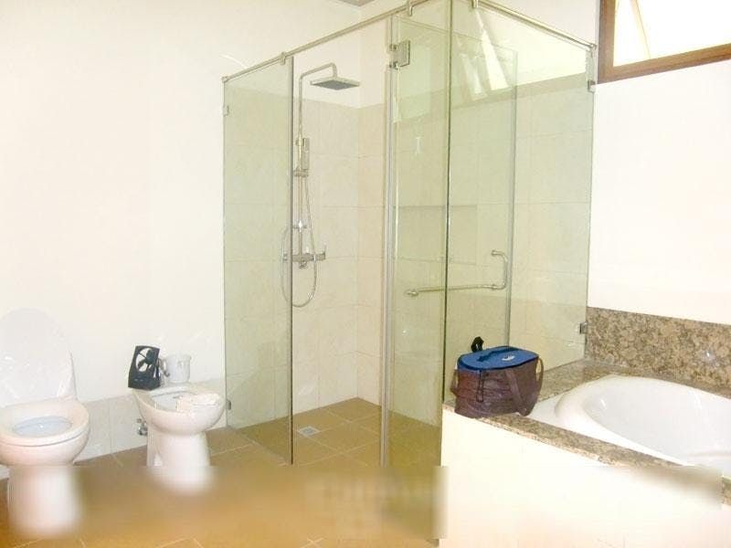 "5BR House for Rent in Forbes Park, Makati"10