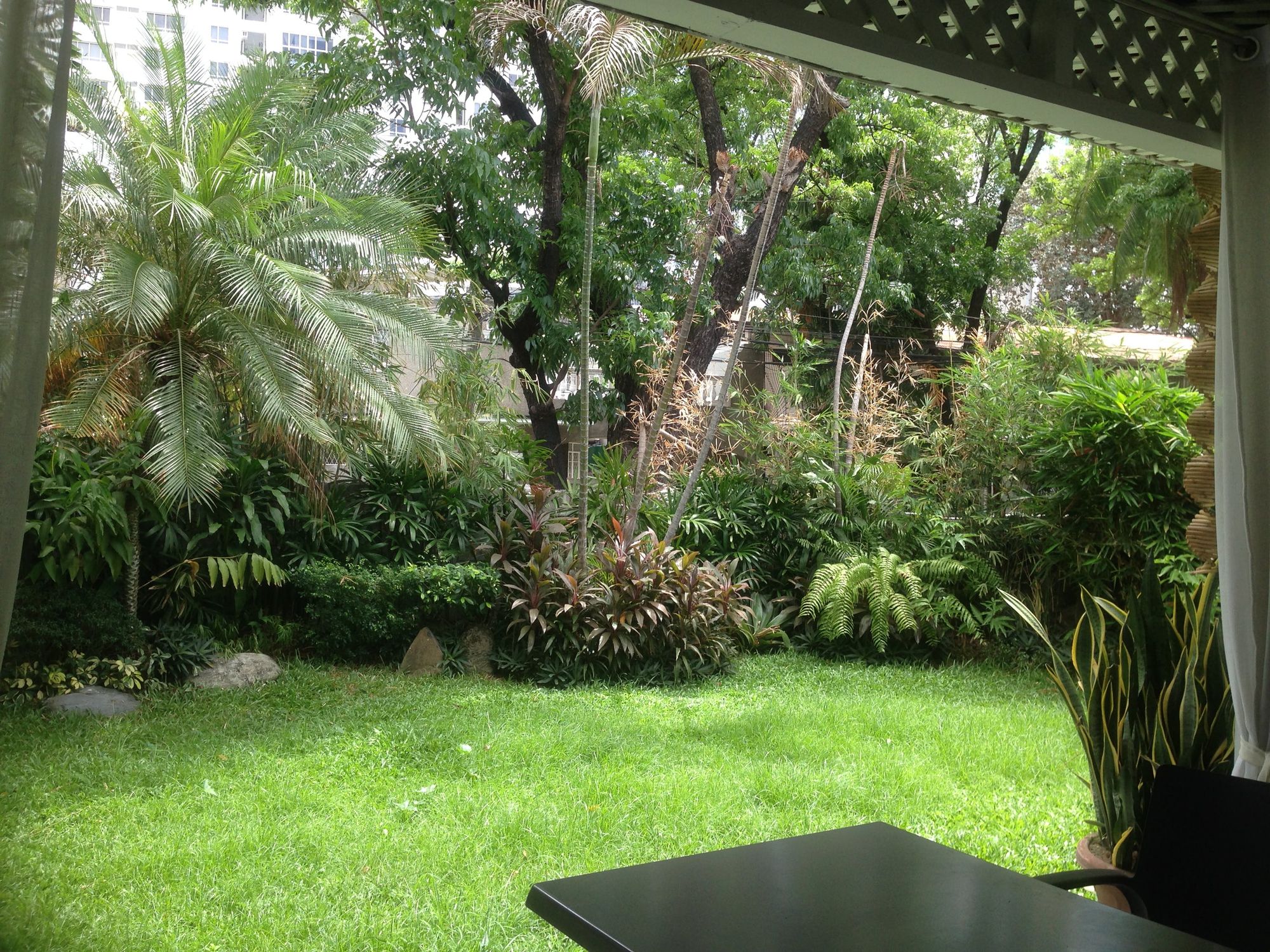 "3BR House for Rent in San Lorenzo Village, Makati"05