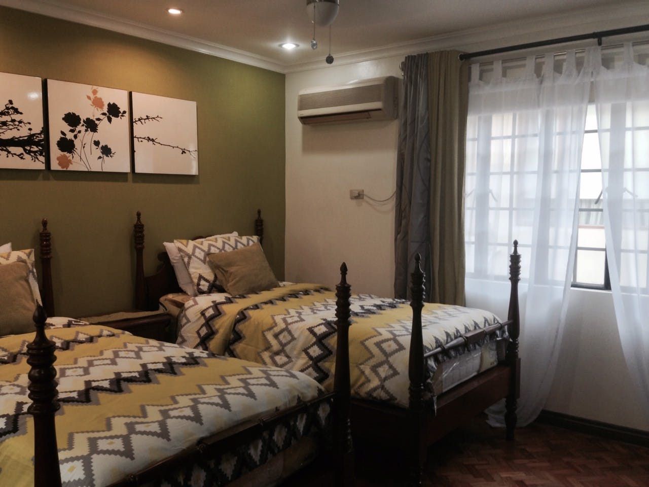 "3BR House for Rent in San Lorenzo Village, Makati"03