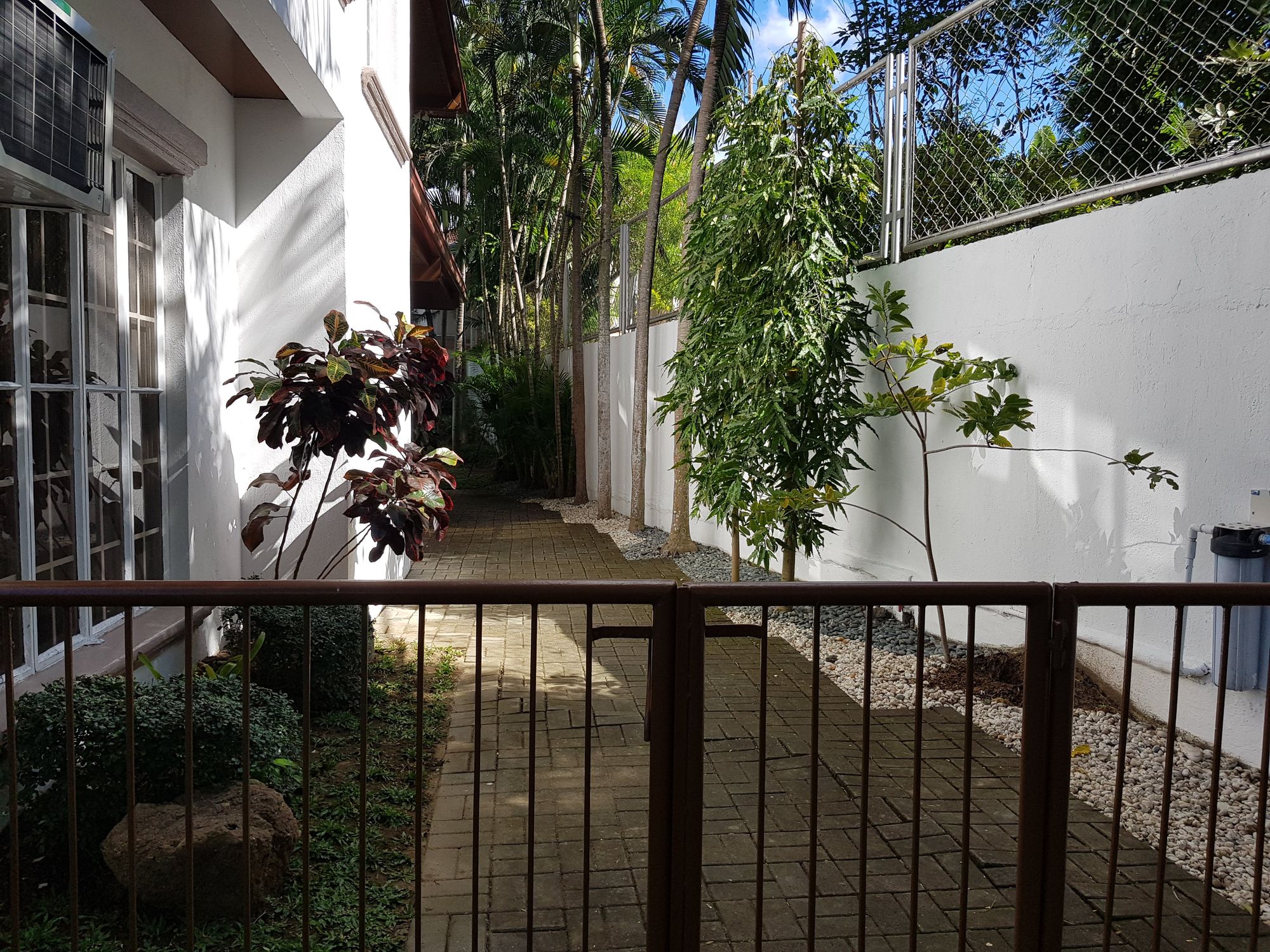 "4BR House for Rent in Ayala Alabang Village, Muntinlupa"05
