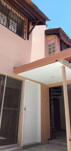 "4BR House for Rent in Ayala Alabang Village, Muntinlupa"01