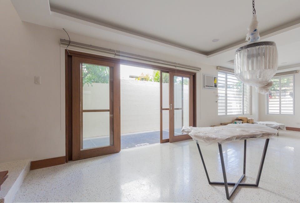 "3BR House for Rent in Dasmari?as Village, Makati"03