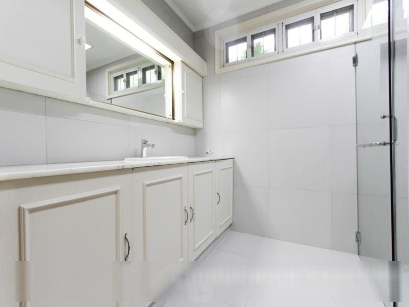 "3BR House for Rent in Dasmari?as Village, Makati"04