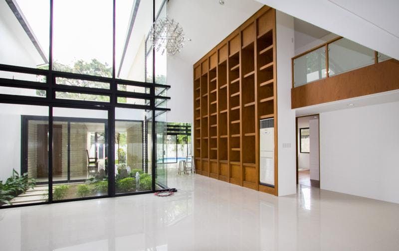 "4BR House for Rent in Urdaneta Village, Makati"09