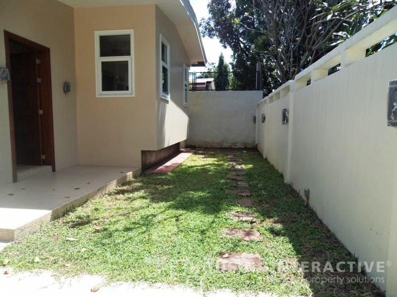 "3BR House for Rent in San Lorenzo Village, Makati"05