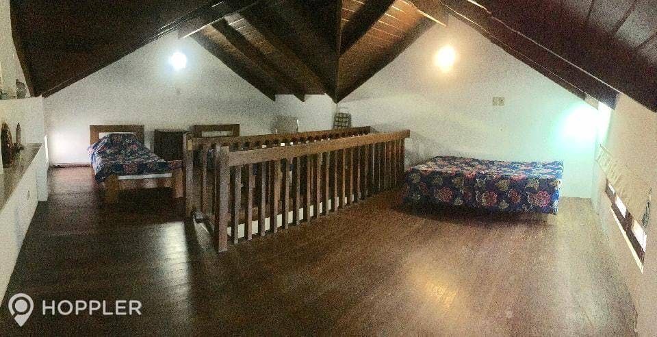 "3BR House for Rent in Tahanan Village, Para?aque"04