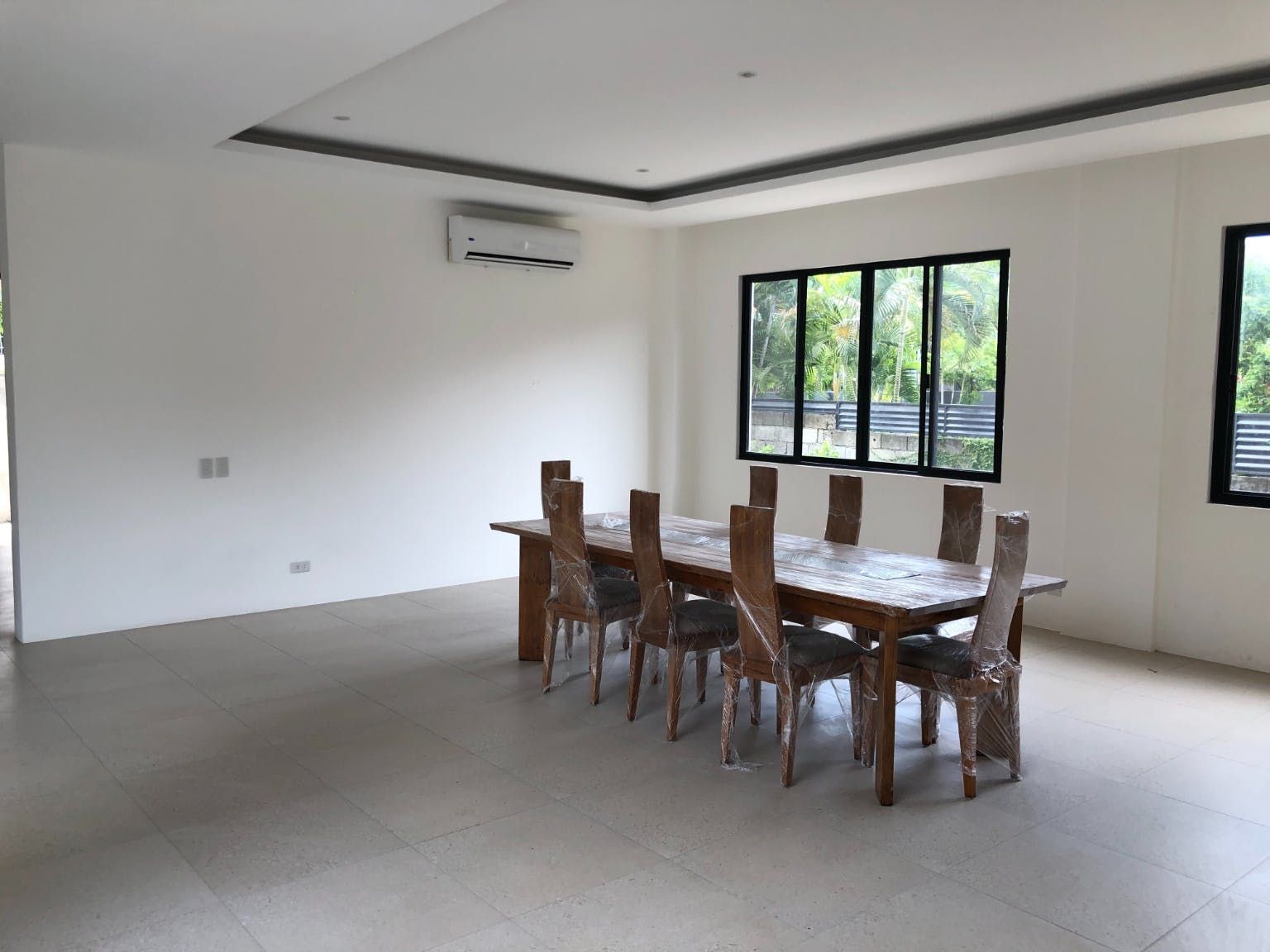 "4BR House for Rent in Ayala Alabang Village, Muntinlupa"06