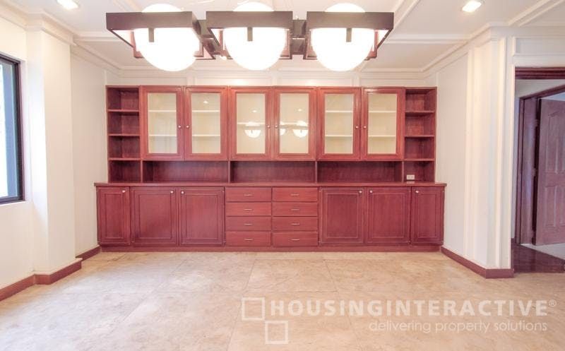 "3BR House for Rent in Valle Verde, Pasig"10