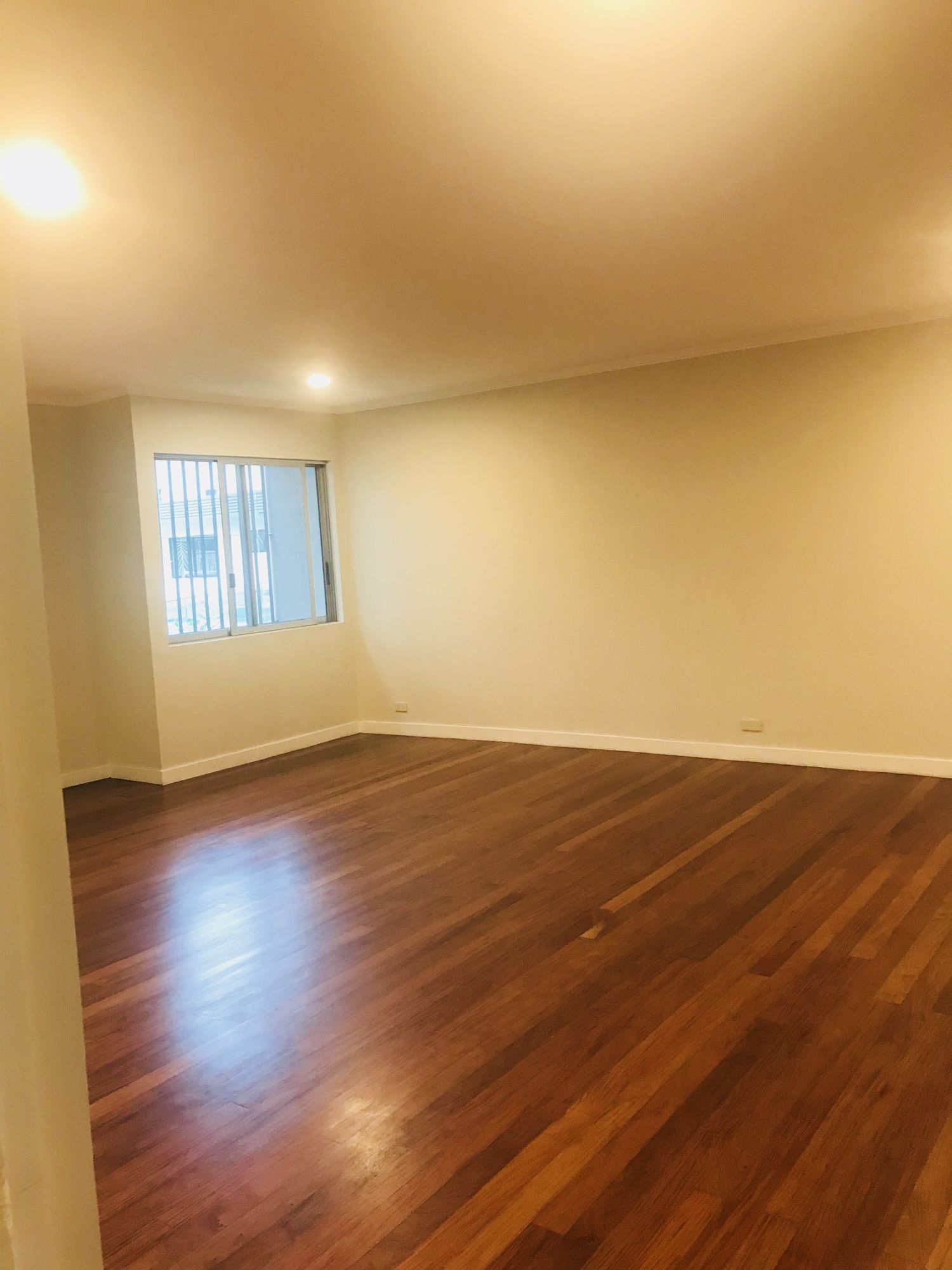 "5BR House for Rent in Magallanes, Makati"05