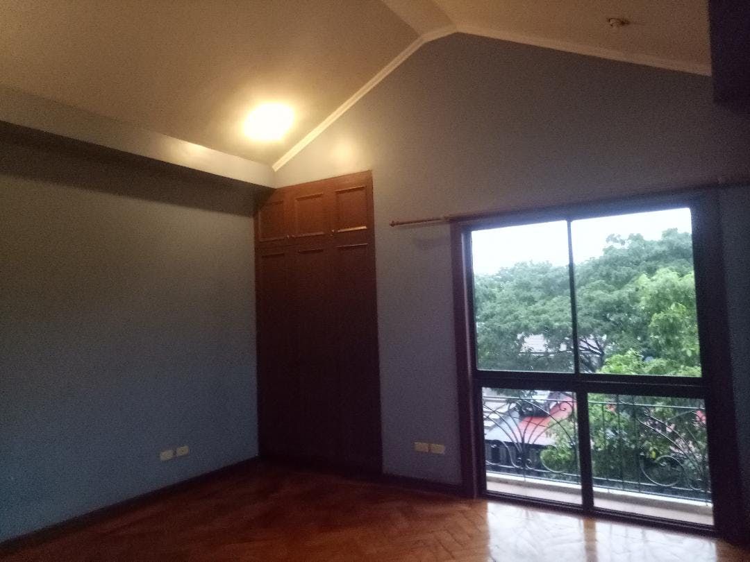 "6BR House for Rent in Hillsborough Alabang, Muntinlupa"07