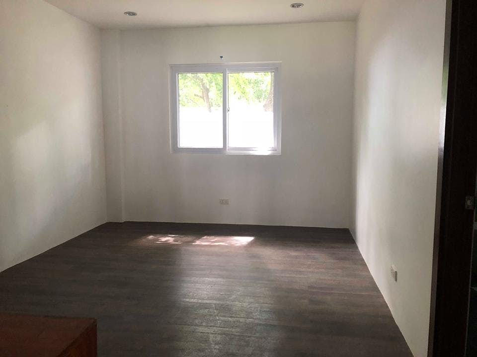 "4BR House for Rent in Urdaneta Village, Makati"05