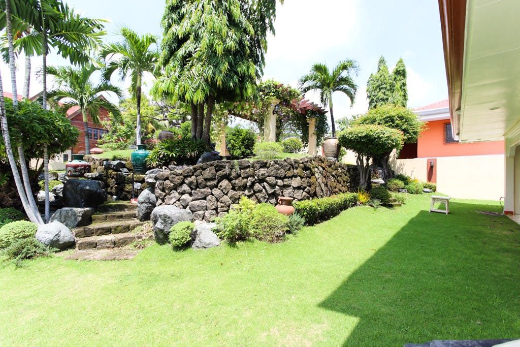 "4BR House for Rent in Ayala Alabang Village, Muntinlupa"04