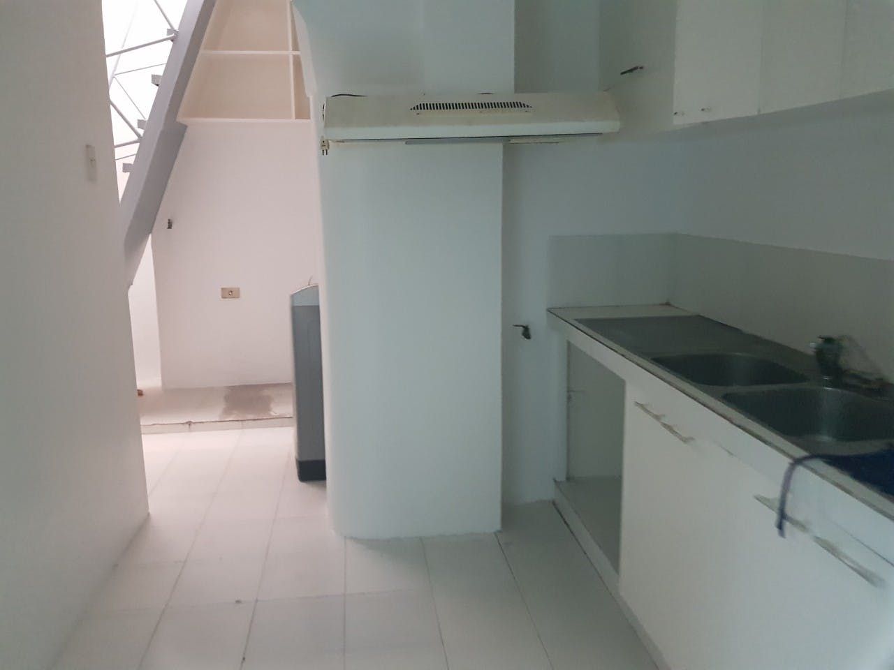 "3BR House for Rent in San Lorenzo, Makati"09