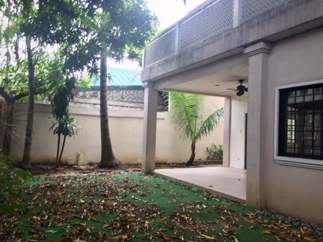 "3BR House for Rent in Valle Verde 1, Pasig"08