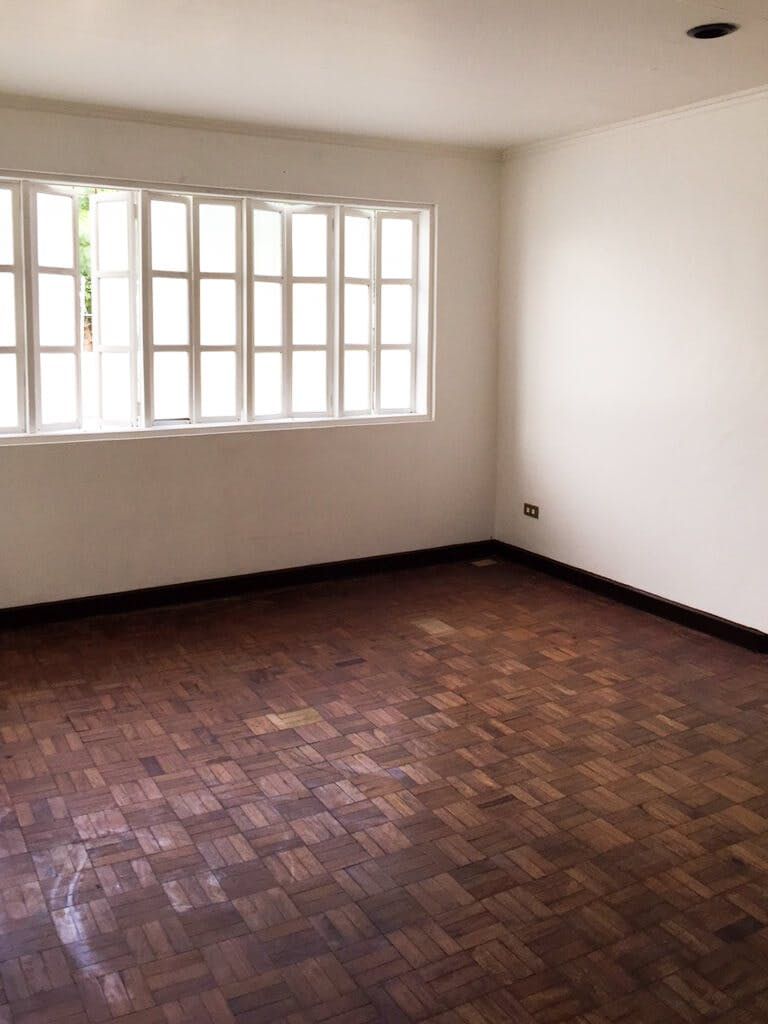 "3BR House for Rent in ,"09