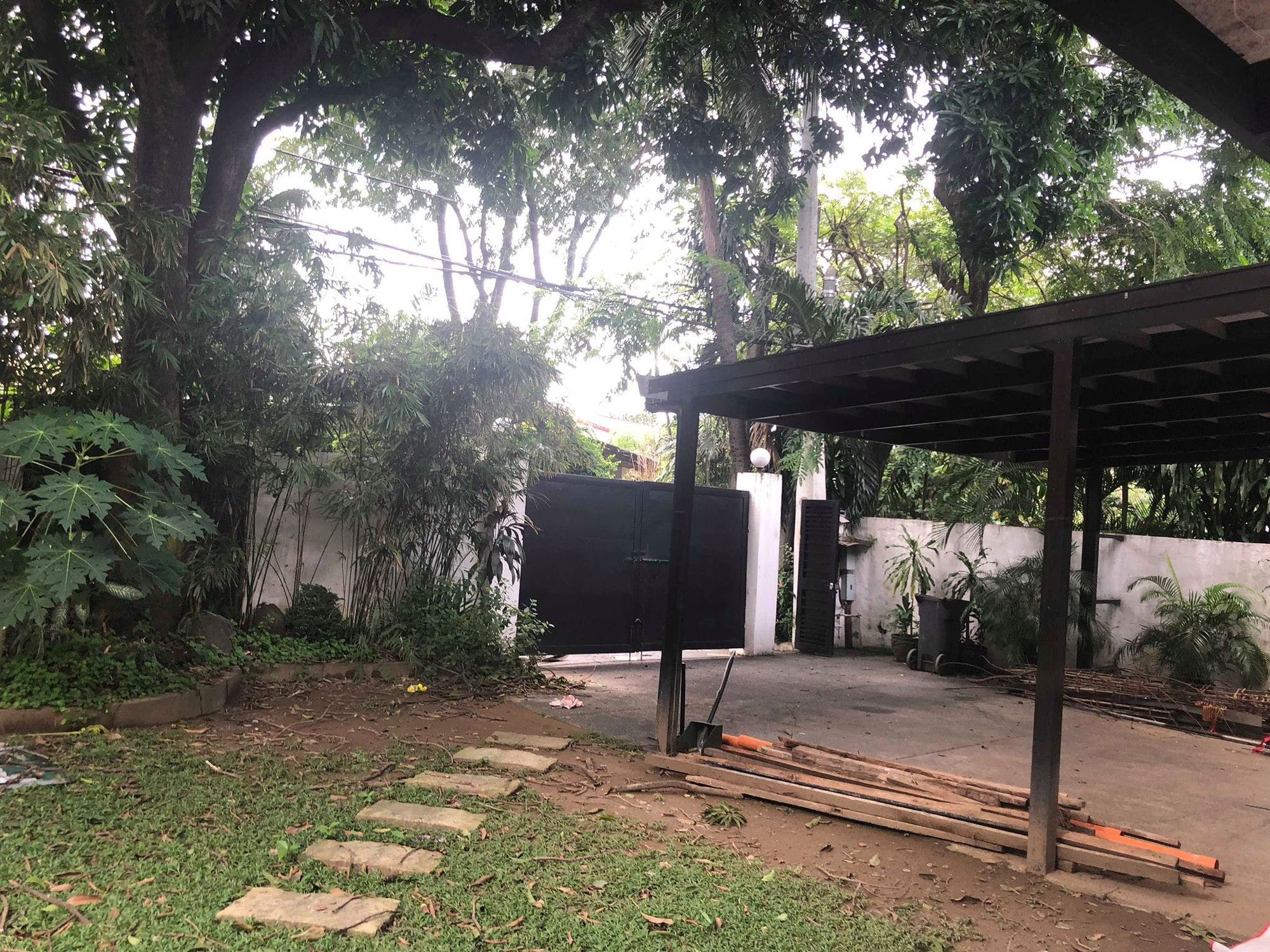 "4BR House for Rent in San Lorenzo Village, Makati"07