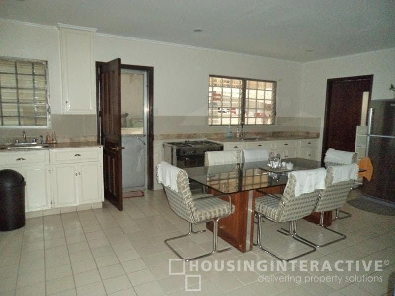 "4BR House for Rent in Valle Verde, Pasig"04