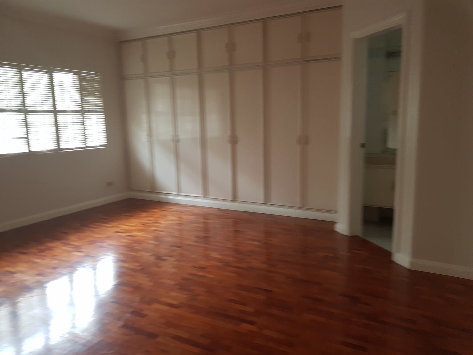 "3BR House for Rent in San Lorenzo Village, Makati"09