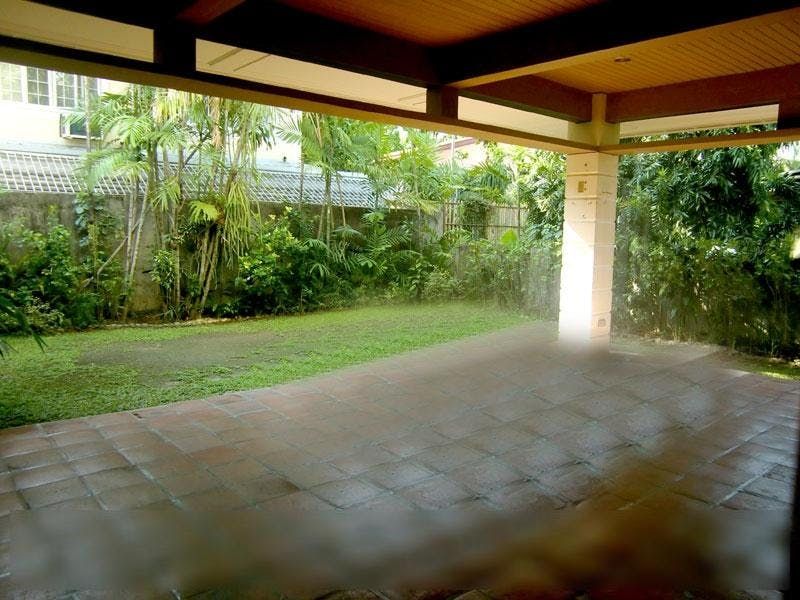 "5BR House for Rent in Greenhills, San Juan"09