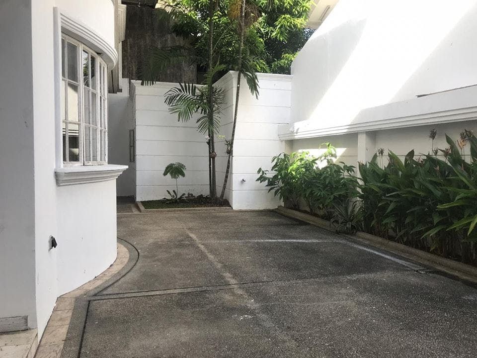 "4BR House for Rent in San Miguel Village, Makati"08