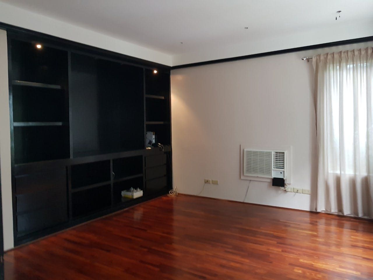 "4BR House for Rent in Bel-Air Village, Makati"05