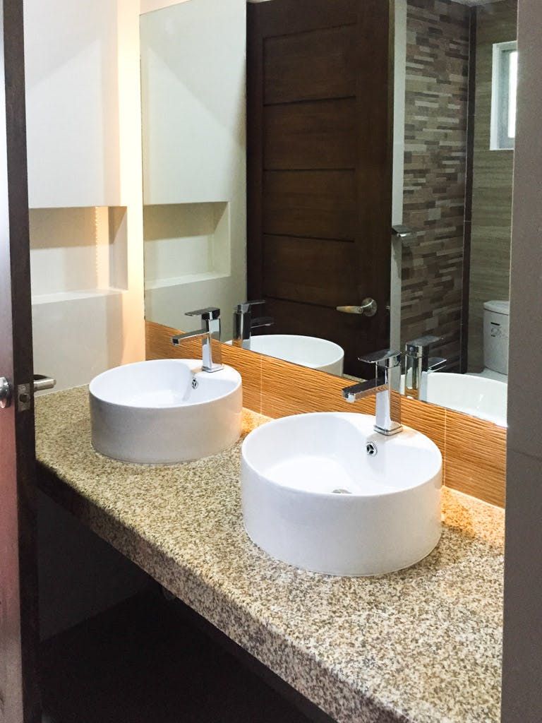 "4BR House for Rent in San Lorenzo Village, Makati"07