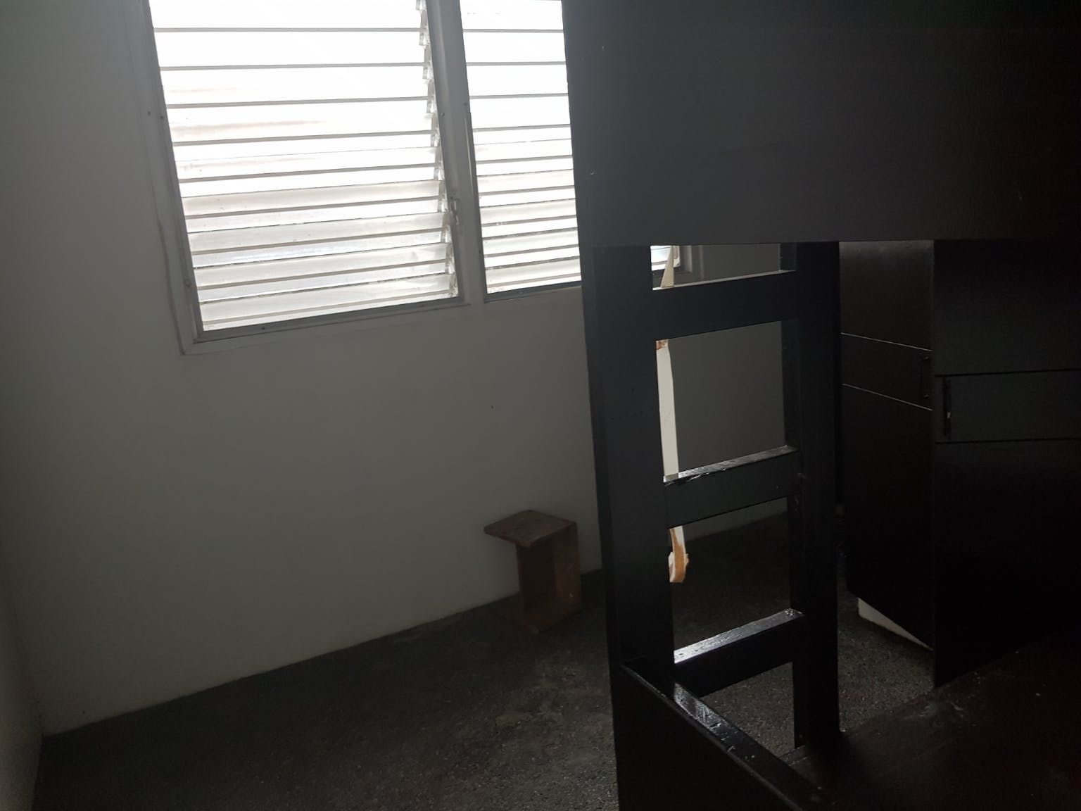 "4BR House for Rent in Dasmari?as Village, Makati"08
