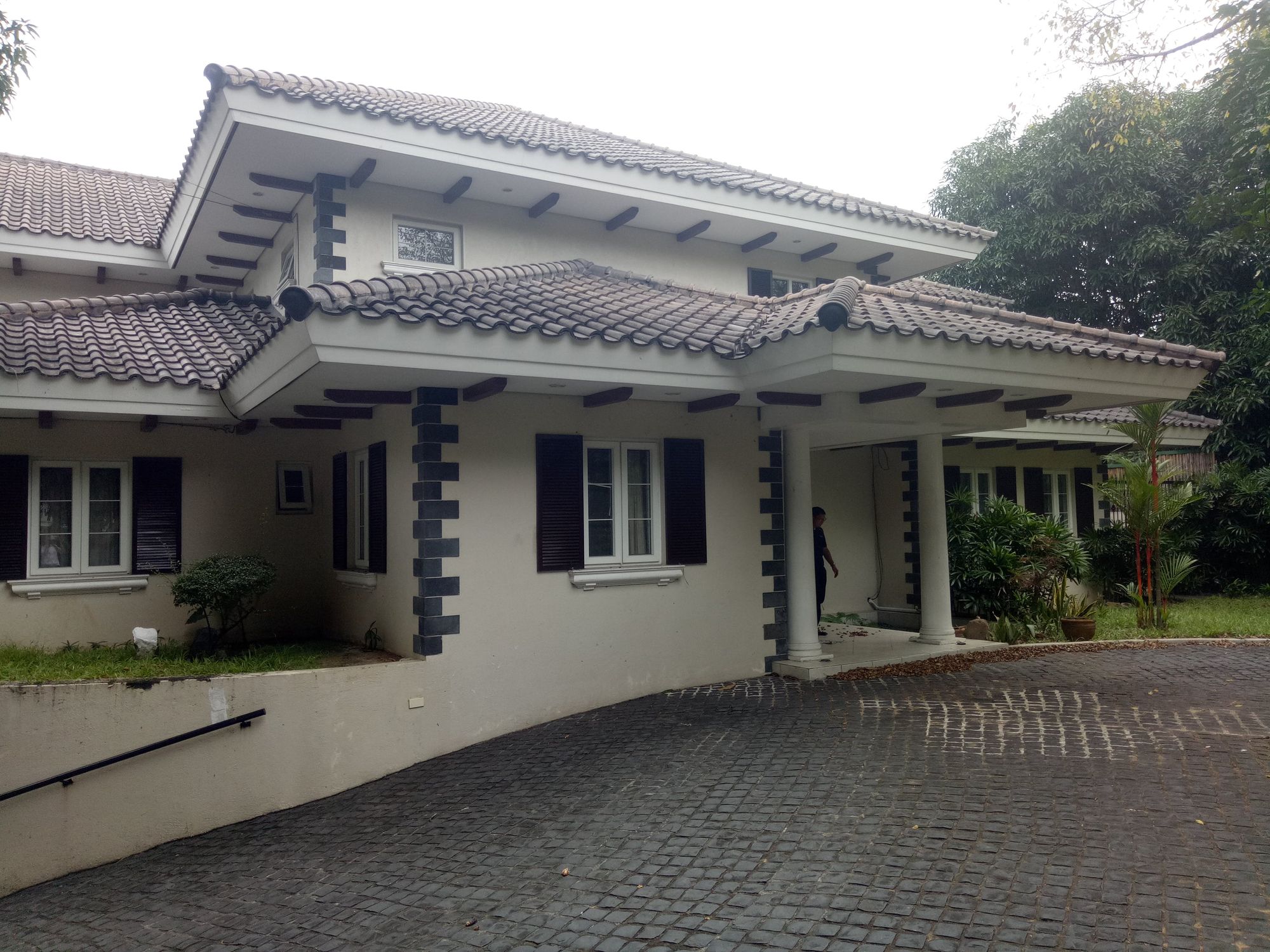 "5BR House for Rent in Ayala Alabang Village, Muntinlupa"05