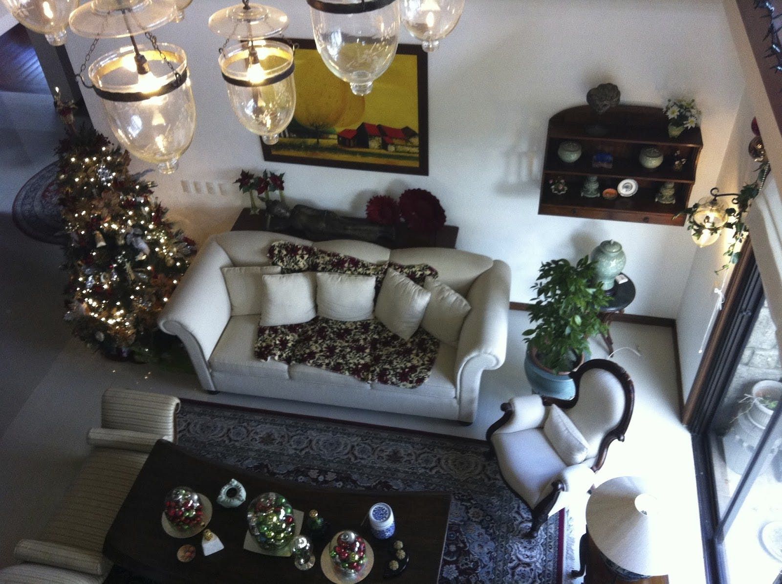 "4BR House for Rent in San Lorenzo Village, Makati"03