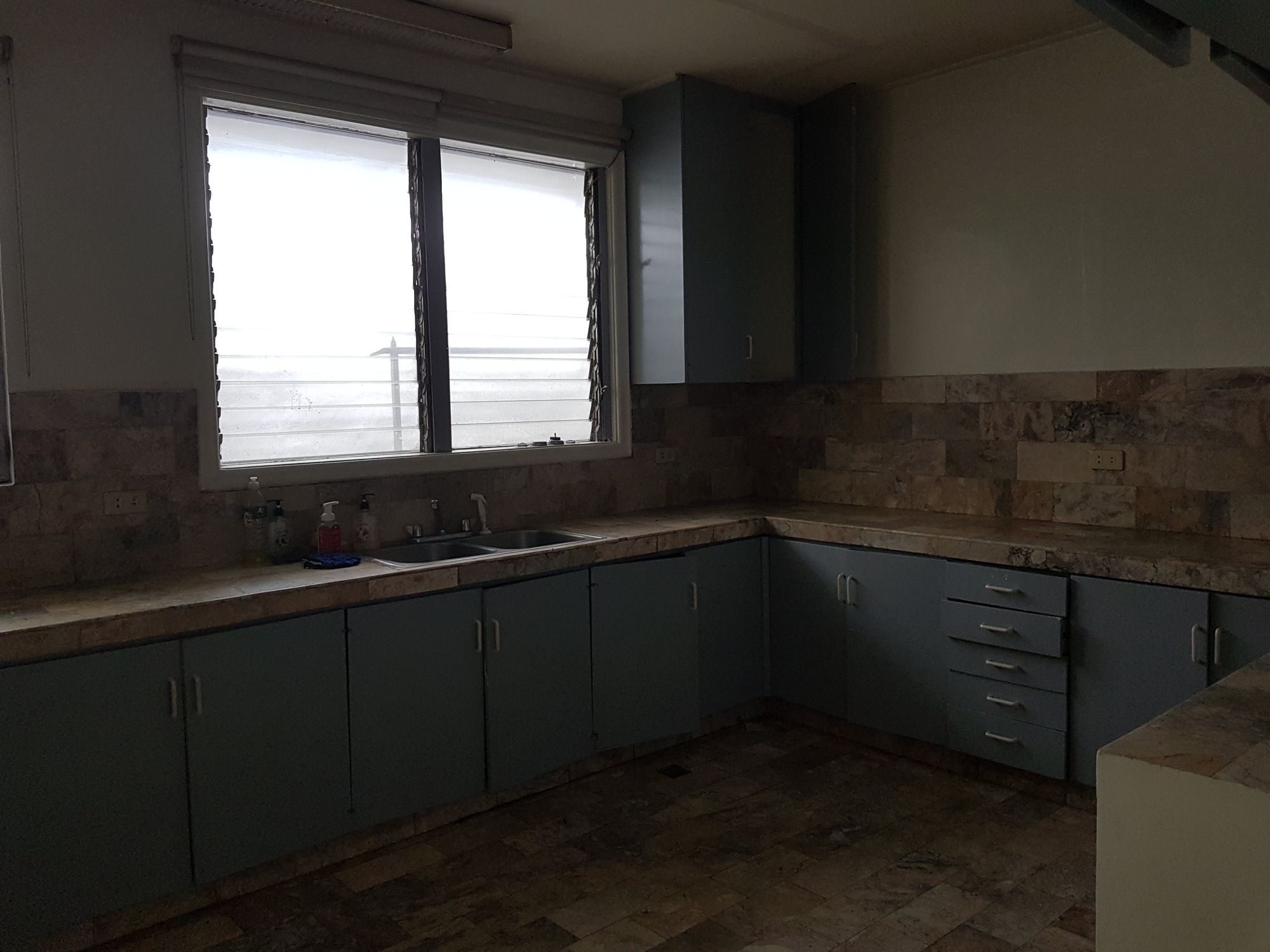 "4BR House for Rent in San Lorenzo Village, Makati"07