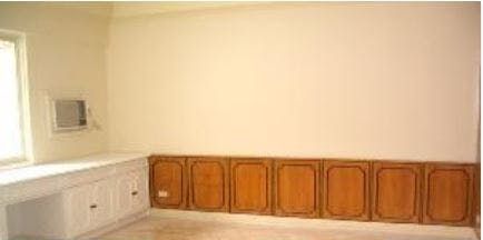"4BR House for Rent in Dasmari?as Village, Makati"06