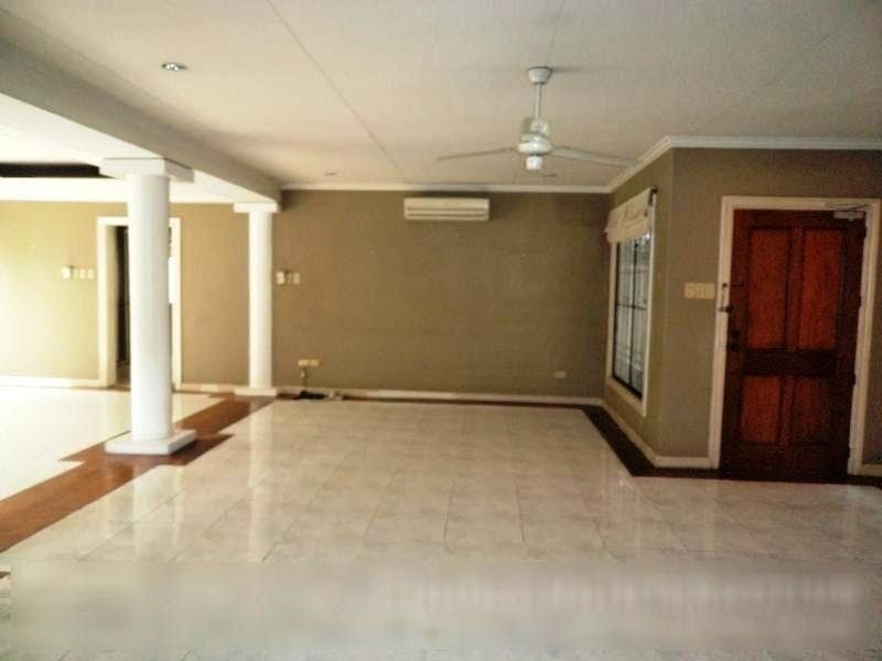 "6BR House for Rent in San Lorenzo Village, Makati"10