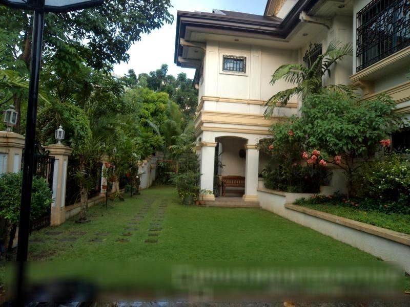 "4BR House for Rent in Green Meadows, Quezon City"03