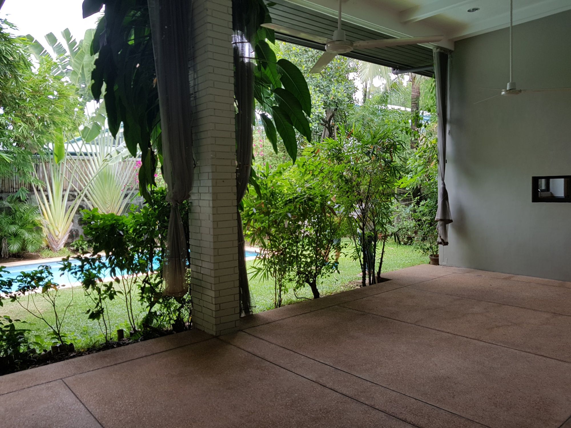 "4BR House for Rent in Dasmari?as Village, Makati"07