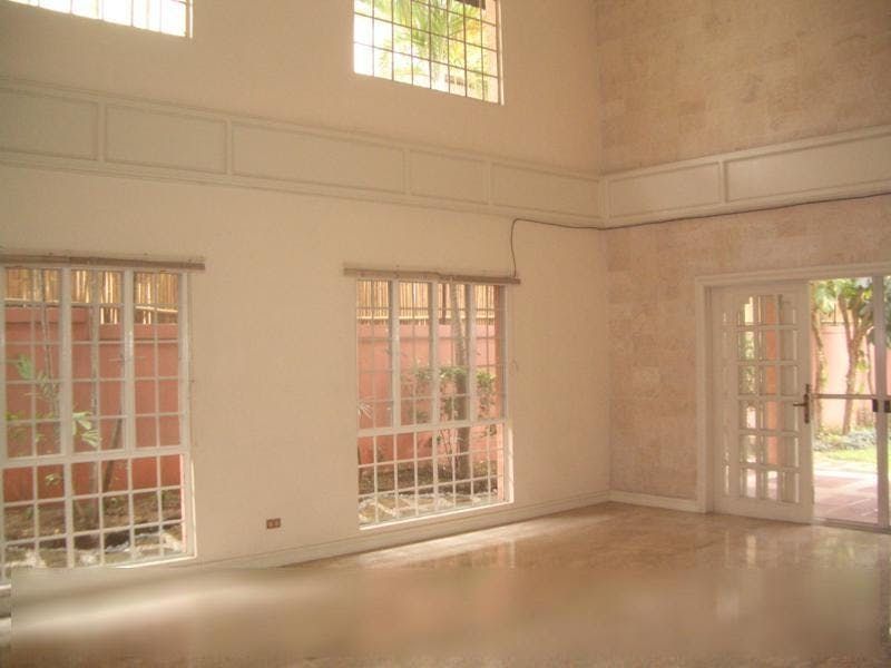 "4BR House for Rent in Ayala Alabang Village, Muntinlupa"08