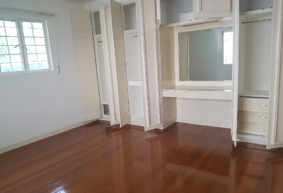 "3BR House for Rent in San Lorenzo Village, Makati"08