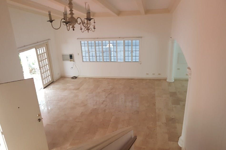 "3BR House for Rent in San Lorenzo Village, Makati"09