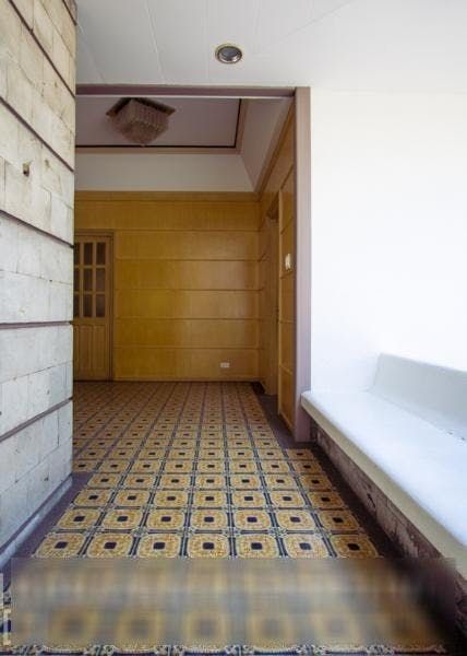 "5BR House for Rent in Dasmari?as Village, Makati"06