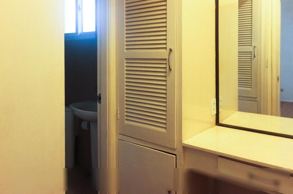 "4BR House for Rent in Magallanes, Makati"07