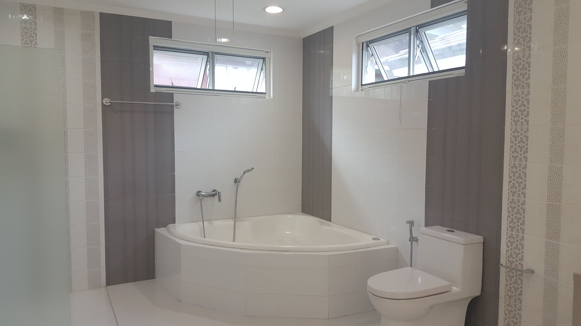 "5BR House for Rent in Bel-Air Village, Makati"10