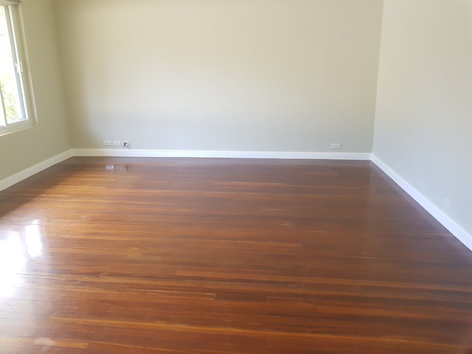 "4BR House for Rent in Dasmari?as Village, Makati"08