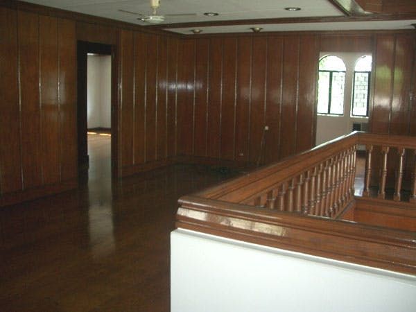 "4BR House for Rent in Dasmari?as Village, Makati"06