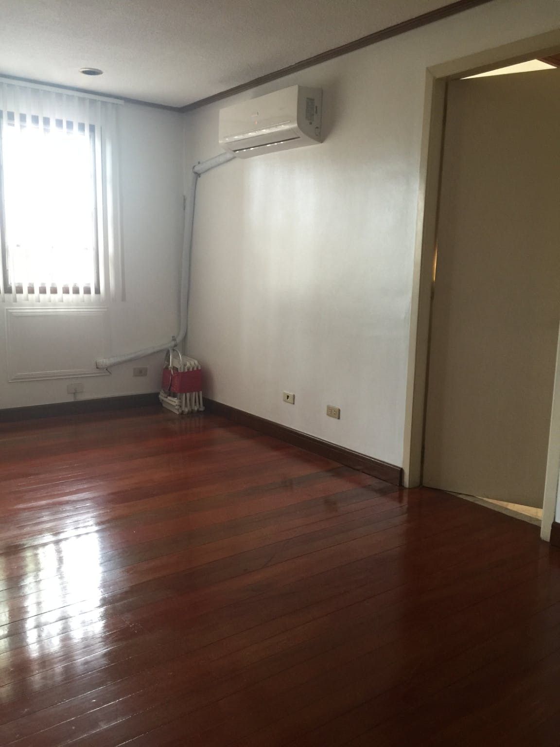 "3BR House for Rent in Pulang Lupa Uno, Las Pi?as"03