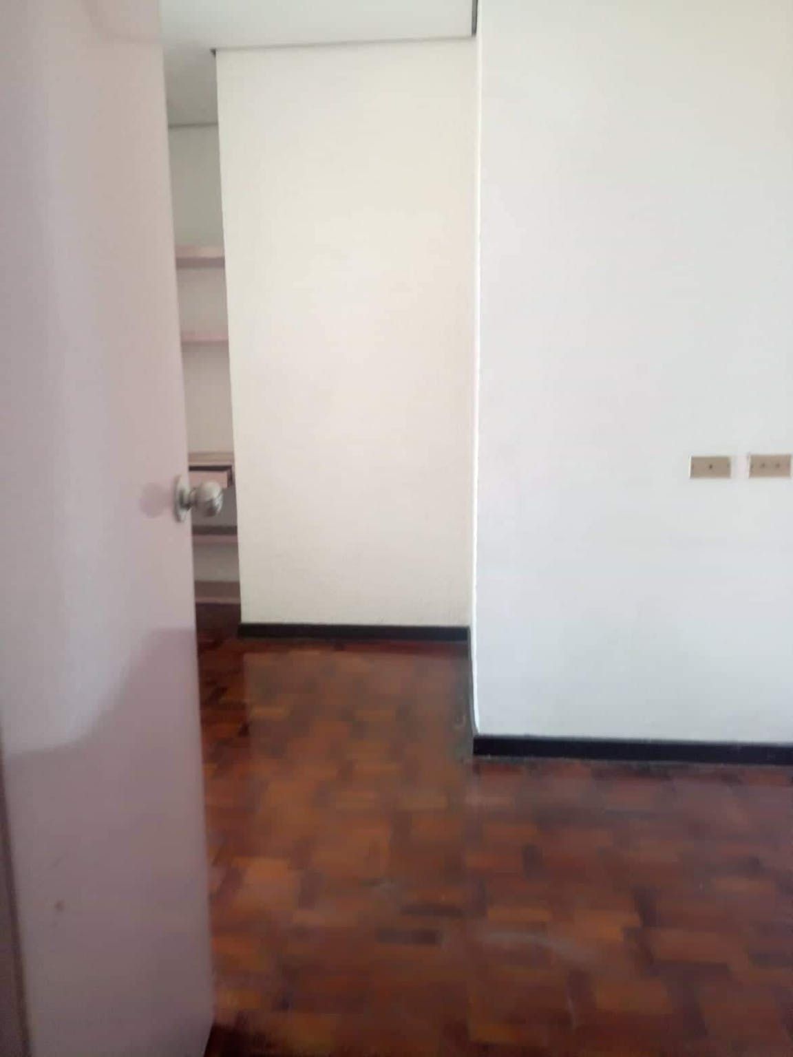 "4BR House for Rent in BF THAI, Las Pi?as"04