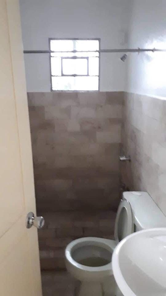 "3BR House for Rent in Kapitolyo, Pasig"06